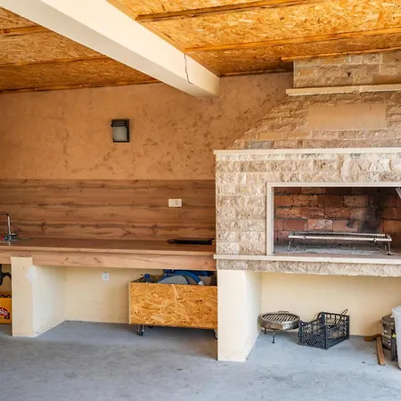 Deluxe Buna Villa Mostar